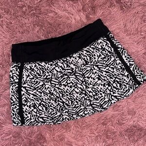 lululemon athletica Asymmetrical Black and White Skirt